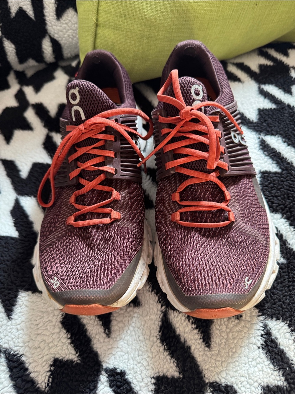 On Running Cloudwomen Athletic Shoe in Burgundy with Coral Laces